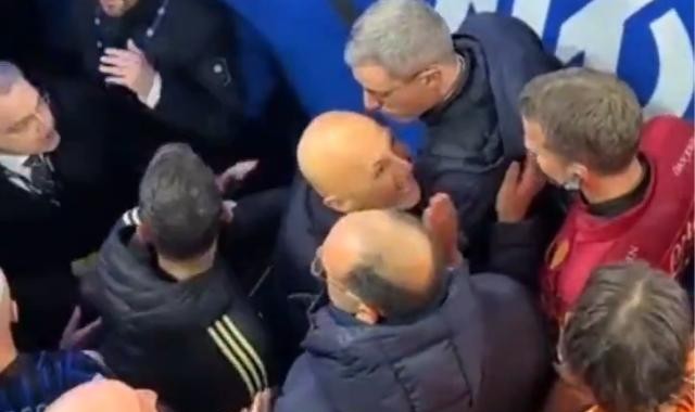 开云-【观察】尤文三巨头围剿裁判！从此拒绝人善被人欺